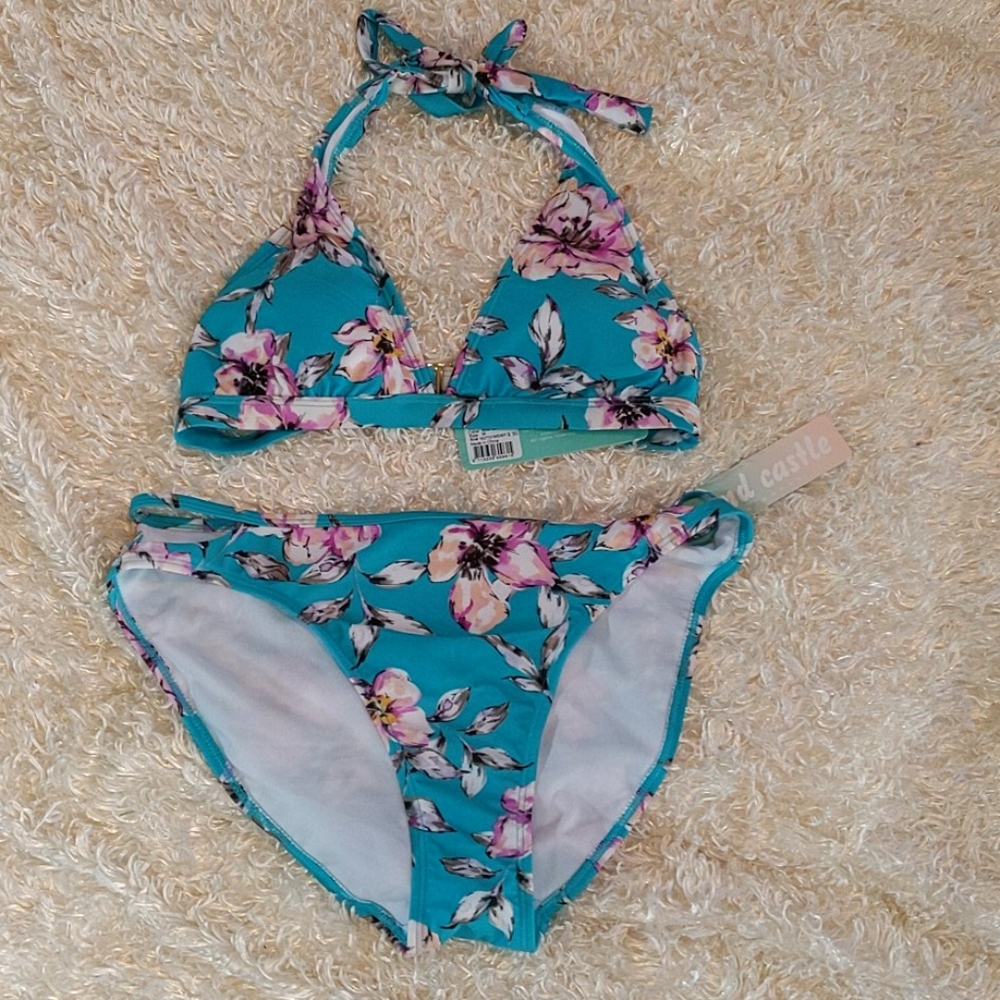NWT!! Darling Sand Castle bikini. 1)SZ M